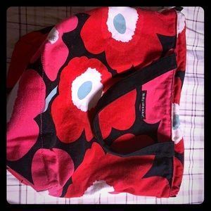 COPY - Marimekko beast cancer awareness bag